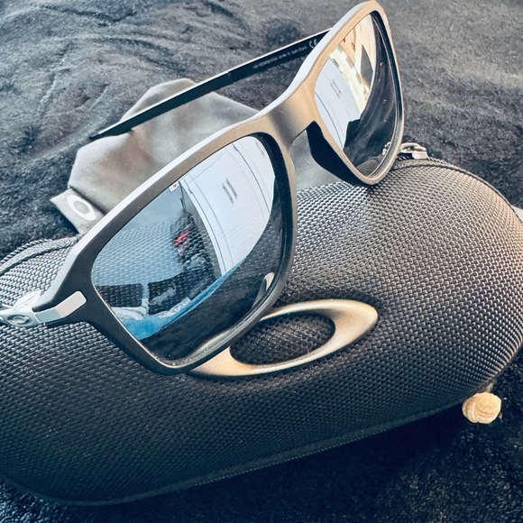 Oakley Other - Oakley Wheel House Prizm 54 mm